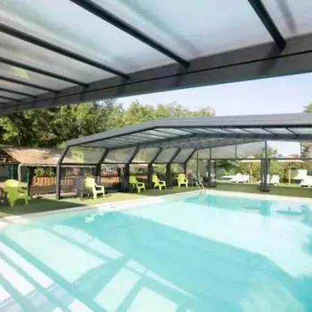 3 Etoiles - Piscine - Eecc0f *